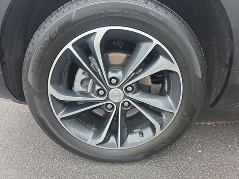 Certified 2023 Buick Encore GX Select AWD/4WD image 29