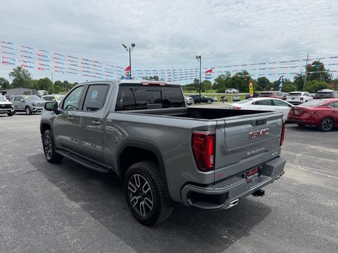 Used 2026 GMC Sierra 1500 AT4 w/ AT4 Premium Package AWD/4WD image 9