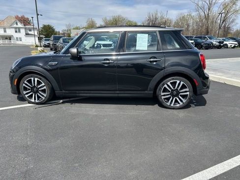 Used 2023 MINI Cooper S image 9