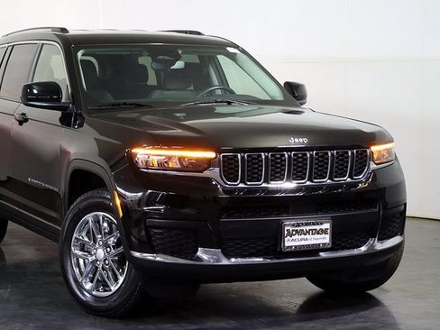 Used 2022 Jeep Grand Cherokee L Laredo w/ Luxury Tech Group I image 6