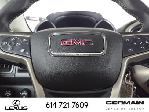 Used 2022 GMC Canyon Denali AWD/4WD image 23
