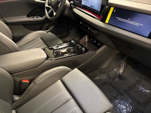 New 2027 Audi Q6 e-tron Premium Plus image 14