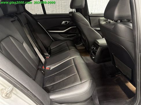 Used 2019 BMW 330i xDrive Sedan w/ Driving Assistance Package AWD/4WD image 10