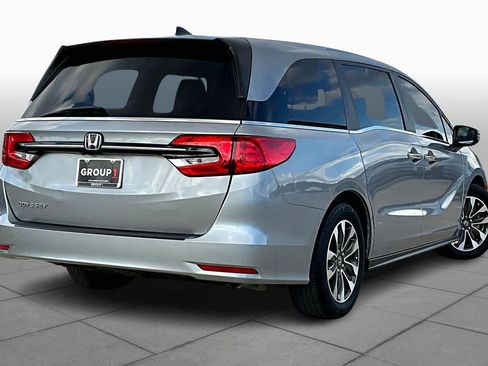 Used 2023 Honda Odyssey EX-L image 11