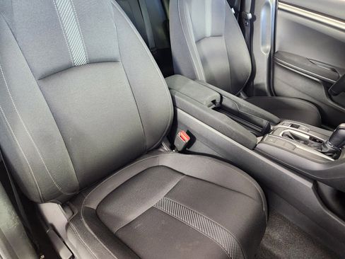 Used 2019 Honda Civic Sport image 10