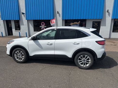 Used 2022 Ford Escape SE AWD/4WD image 14