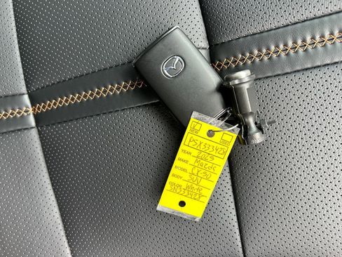 Used 2025 MAZDA CX-50 AWD 2.5 Turbo w/ Weather Package image 24