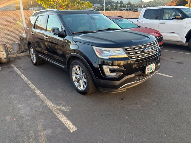 Used 2017 Ford Explorer Limited w/ Equipment Group 303A AWD/4WD image 1