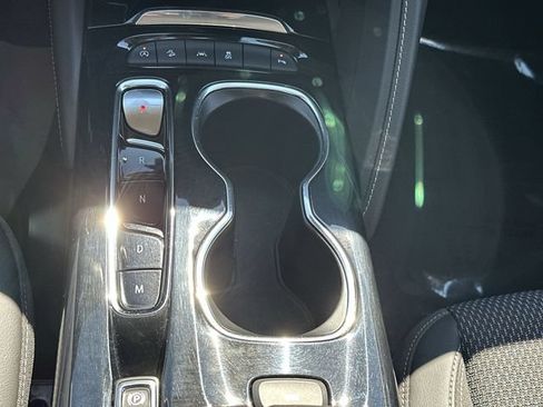 Certified 2023 Buick Envision Preferred AWD/4WD image 23