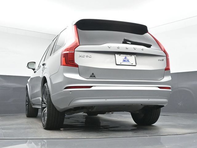 Used 2023 Volvo XC90 B5 Core w/ Climate Package AWD/4WD image 39