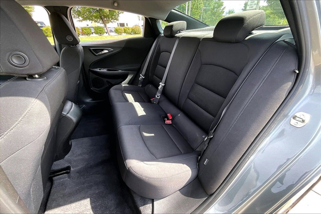 Used 2023 Chevrolet Malibu LS FWD image 31