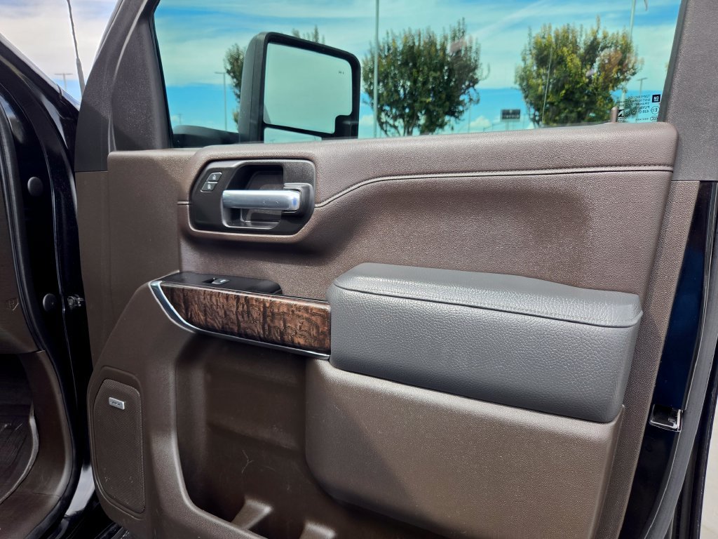 Used 2020 GMC Sierra 2500 Denali w/ Denali Ultimate Package AWD/4WD image 21