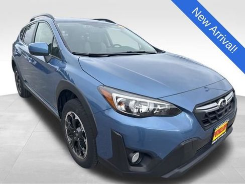 Used 2021 Subaru Crosstrek 2.0i Premium w/ Moonroof Package AWD/4WD image 1