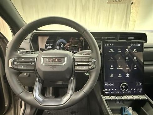 New 2026 GMC Terrain AT4 w/ Convenience Package III AWD/4WD image 28