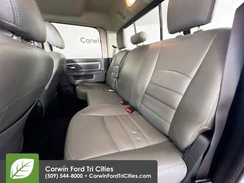 Used 2016 RAM 1500 Classic SLT AWD/4WD image 25