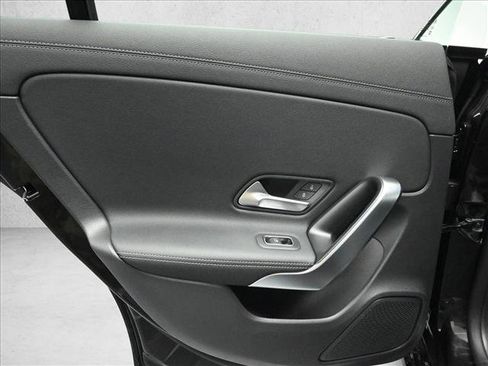 Certified 2025 Mercedes-Benz CLA 250 4MATIC image 21