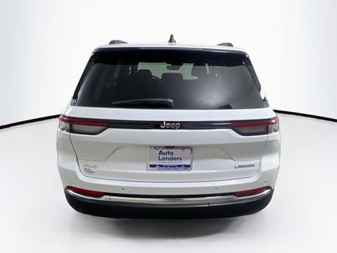 Used 2023 Jeep Grand Cherokee Laredo w/ Luxury Tech Group I image 6