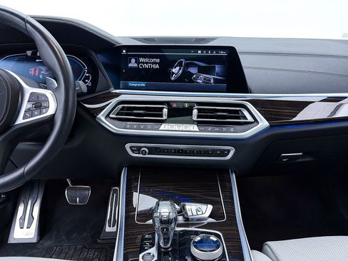 Used 2023 BMW X5 xDrive45e w/ Executive Package image 10