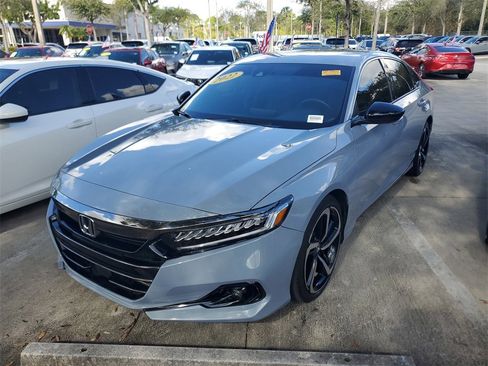 Used 2022 Honda Accord Sport image 3
