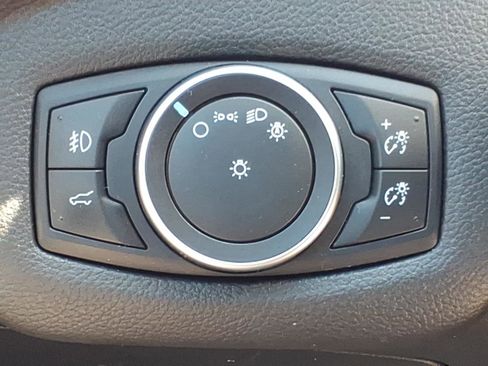 Used 2017 Ford Escape Titanium image 16