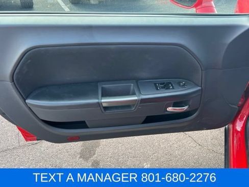 Used 2014 Dodge Challenger SXT RWD image 12