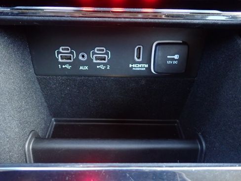 Used 2022 Jeep Grand Cherokee Limited 4xe image 23