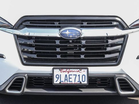 Used 2024 Subaru Ascent Touring AWD/4WD image 11