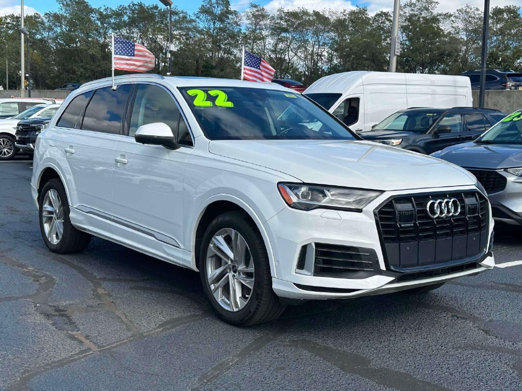 Used 2022 Audi Q7 3.0T Premium Plus w/ Premium Plus Package AWD/4WD image 1