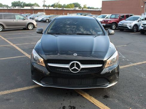 Used 2019 Mercedes-Benz CLA 250 4MATIC image 3