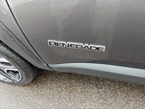 Used 2019 Jeep Renegade Limited w/ LED Lighting Group AWD/4WD image 46