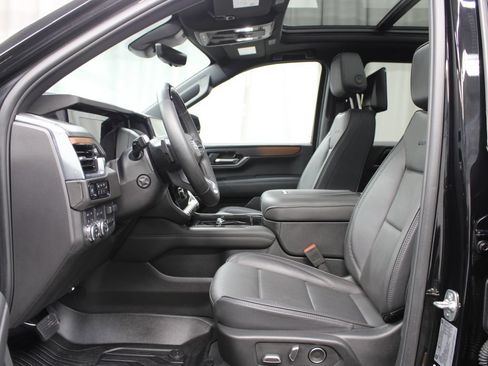 Used 2025 GMC Yukon Denali w/ Denali Reserve Package AWD/4WD image 10