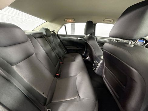Used 2019 Chrysler 300 Touring w/ Sport Appearance Package RWD image 41