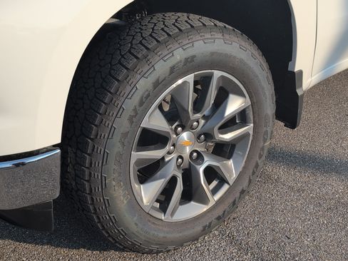 New 2026 Chevrolet Silverado 1500 LT w/ All Star Edition Plus AWD/4WD image 11