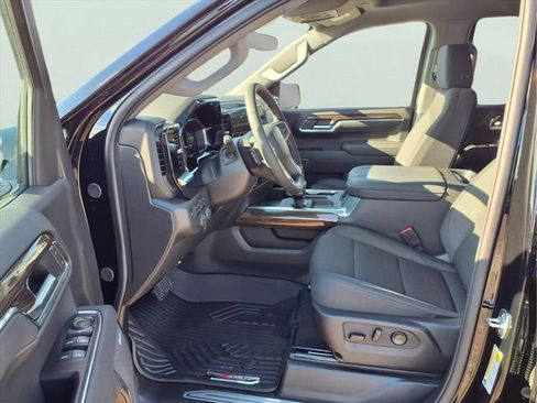 New 2026 Chevrolet Silverado 1500 LT Trail Boss w/ Safety Package image 18