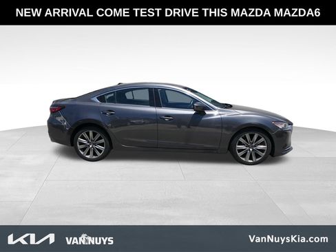 Used 2018 MAZDA MAZDA6 Grand Touring Reserve FWD image 2