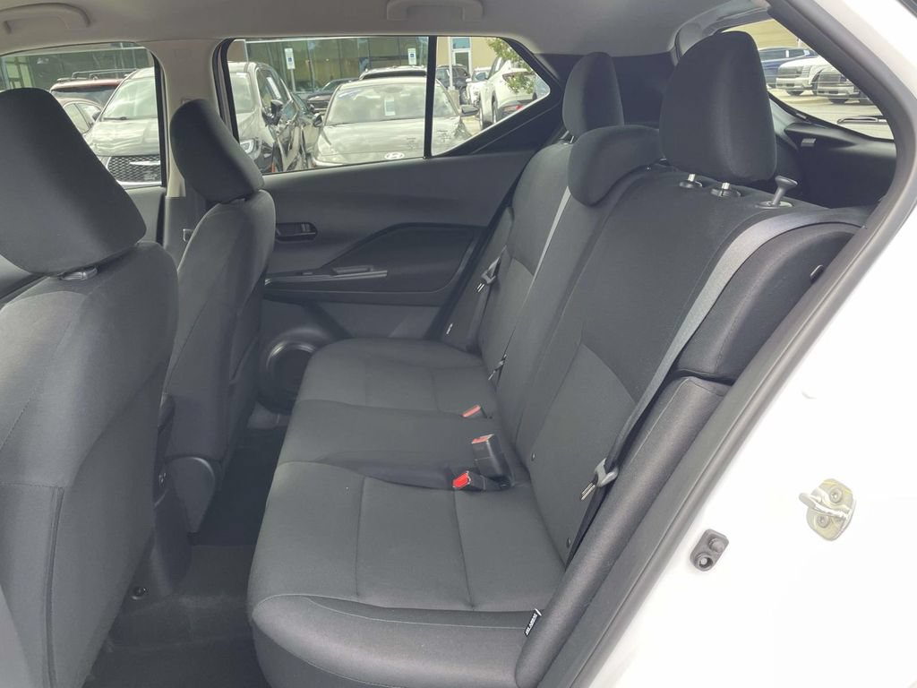 Used 2024 Nissan Kicks S FWD image 3