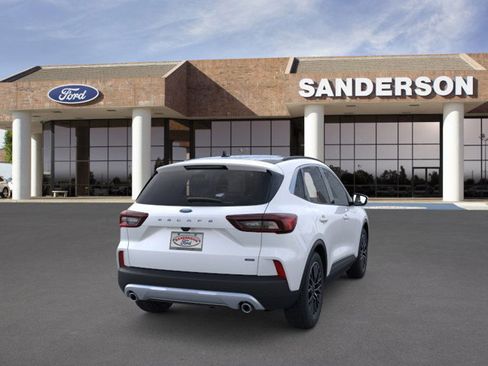 New 2025 Ford Escape SE image 8
