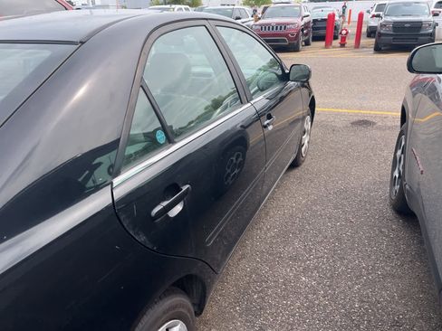 Used 2004 Toyota Camry LE image 15