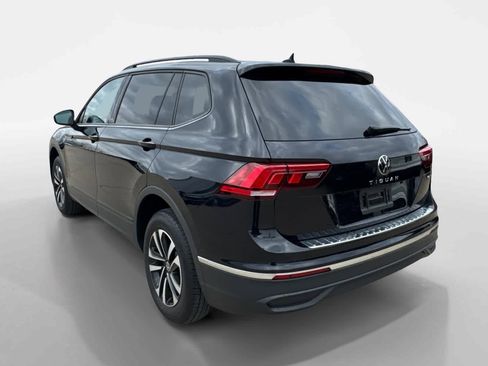 Used 2023 Volkswagen Tiguan S image 4