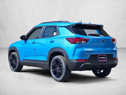 New 2026 Chevrolet TrailBlazer LT w/ Midnight Edition FWD image 9