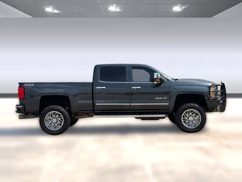 Used 2017 Chevrolet Silverado 2500 LTZ w/ Duramax Plus Package AWD/4WD image 8