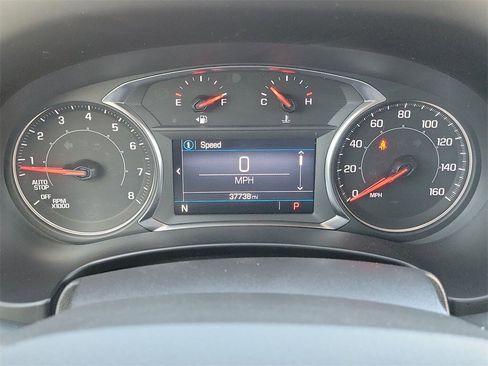 Used 2024 GMC Terrain SLE image 20