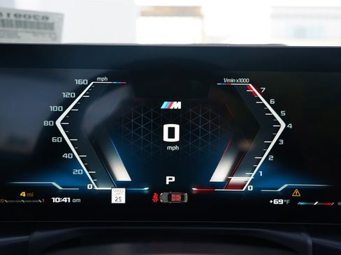 New 2026 BMW M440i Convertible w/ Premium Package image 17