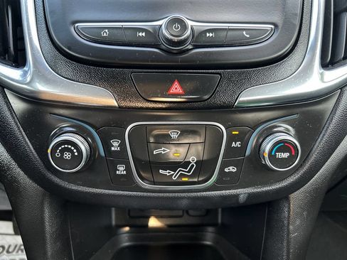 Used 2020 Chevrolet Equinox LT AWD/4WD image 26