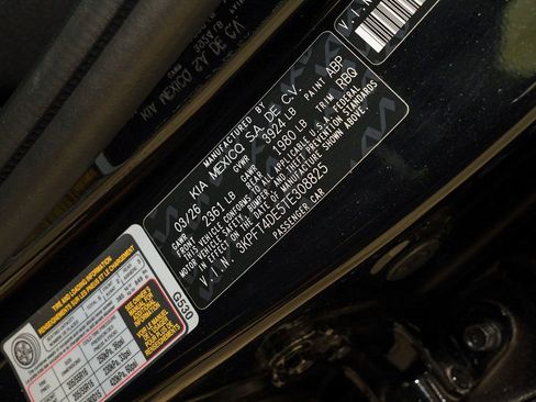 New 2026 Kia K4 LX image 20