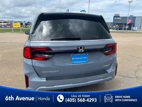 Used 2025 Honda Odyssey Sport-L image 6