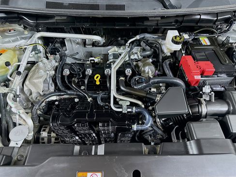 Used 2024 Mitsubishi Outlander SE image 33