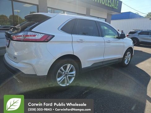 Used 2019 Ford Edge SEL w/ Equipment Group 201A AWD/4WD image 3