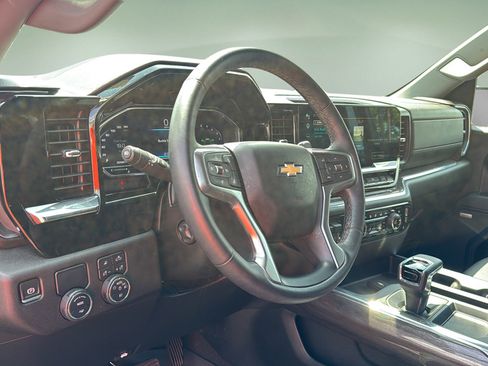 Used 2024 Chevrolet Silverado 1500 LTZ w/ LTZ Convenience Package II RWD image 16