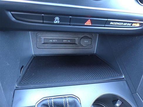 Used 2021 Volkswagen Atlas Cross Sport S image 15